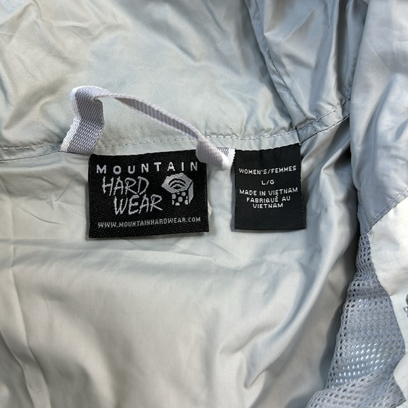 Mountain Hardware Fullzip Rain/Windbreakers Jacket - Picture 5 of 9